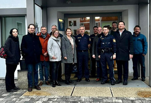 Silvesterbesuch der Genossen bei der Polizeiinspektion Eschenbach